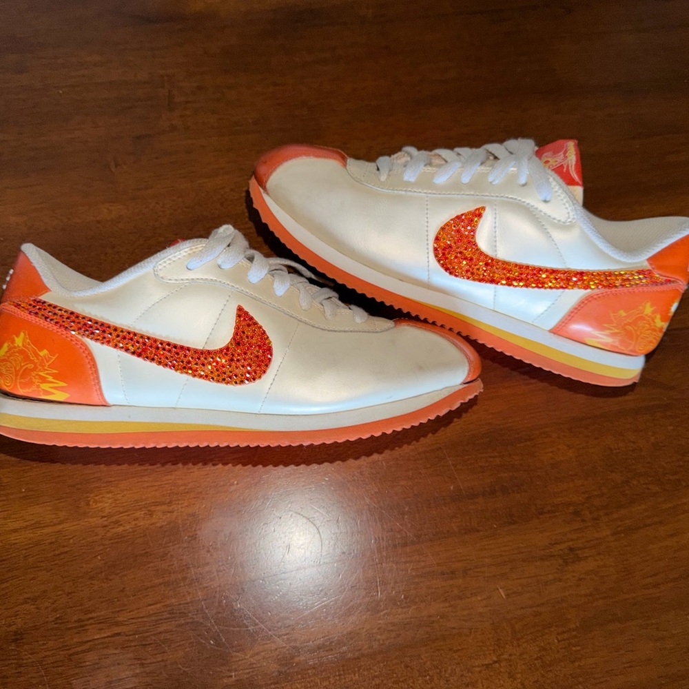 Nike Cortez (rare) White/ Orange custom Swarovski  crystals  Sz 7yth/ 8.5 Wmn